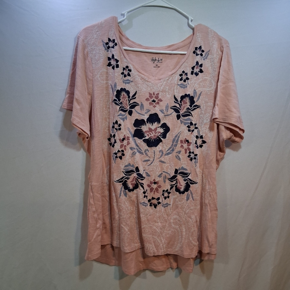 Style & Co. Pink Floral V-Neck Short Sleeve Top - Picture 2 of 4